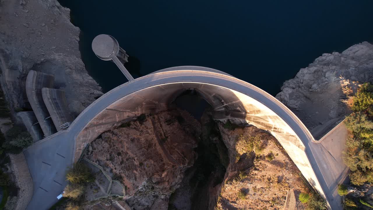 Aerial view of a dam in a sunny day