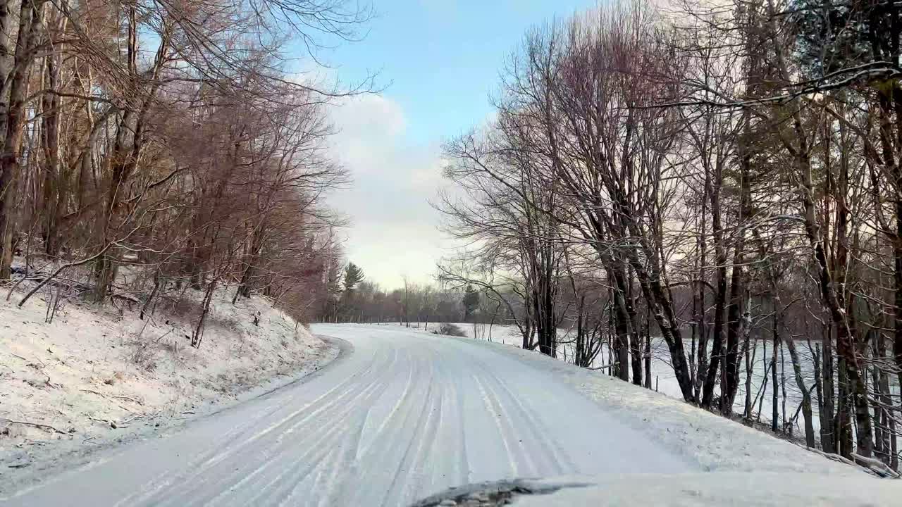 Blue Ridge Parkway covered with snow near boone and blowing rock nc, north carolina