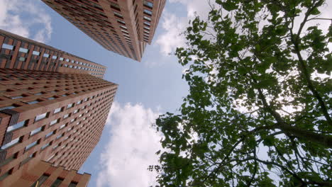 Symphony-Skyscrapers-At-Zuidas-Financial-District-In-Amsterdam,-Netherlands