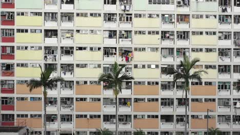 Colorful-apartment-building-in-Hong-Kong