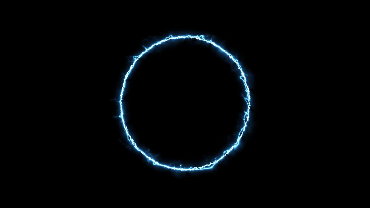 anillo azul de relámpago, neón de energía en un fondo negro. círculo de energía abstracta con descargas de relámpsagos. gradualmente, apareció un anillo azul y un brillo constante en el círculo. gráficos animados 4k.