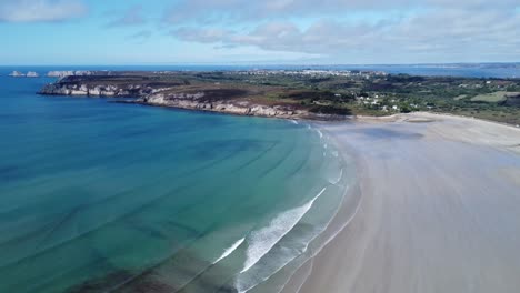 enchanting scenery on the beach of le goulien in brittany in france