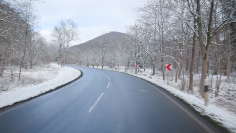 Driving-in-beautiful-winter-scenery-in-Germany