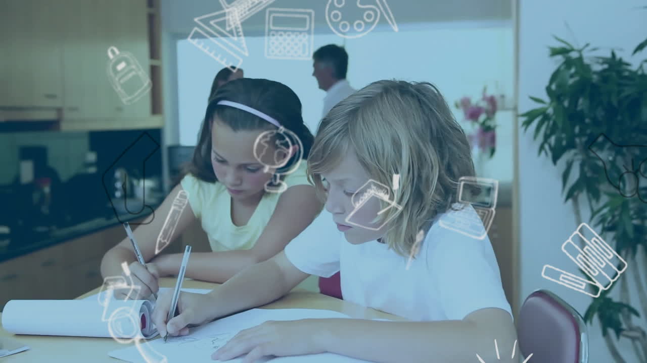 animación de iconos de artículos escolares sobre hermanos caucásicos aprendiendo en casa