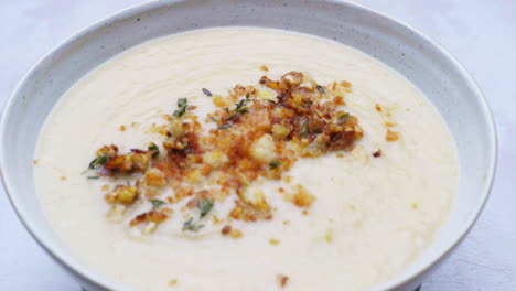 cauliflower soup bowl