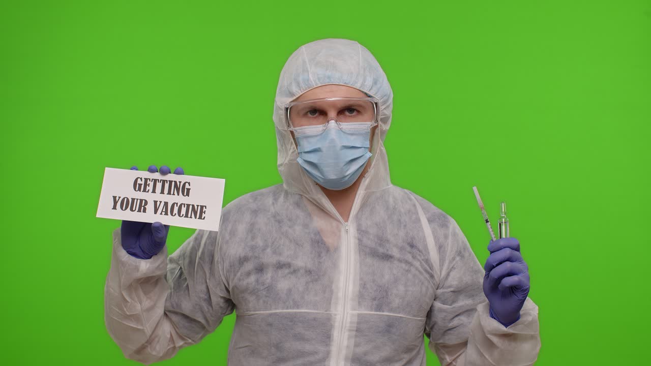 주사기, 플, 문자 슬로건을 가진 의사: 당신의 삶은 안전합니다, 백신을 맞으십시오, 코로나바이러스