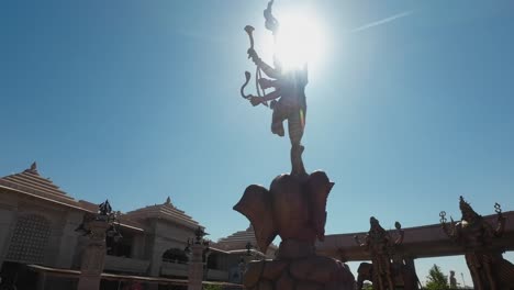 Corredor-Del-Templo-Mahakali-Ujjain-Gajasurasamhar-ídolo-Vista-180d-En-Madhya-Pradesh-En-India