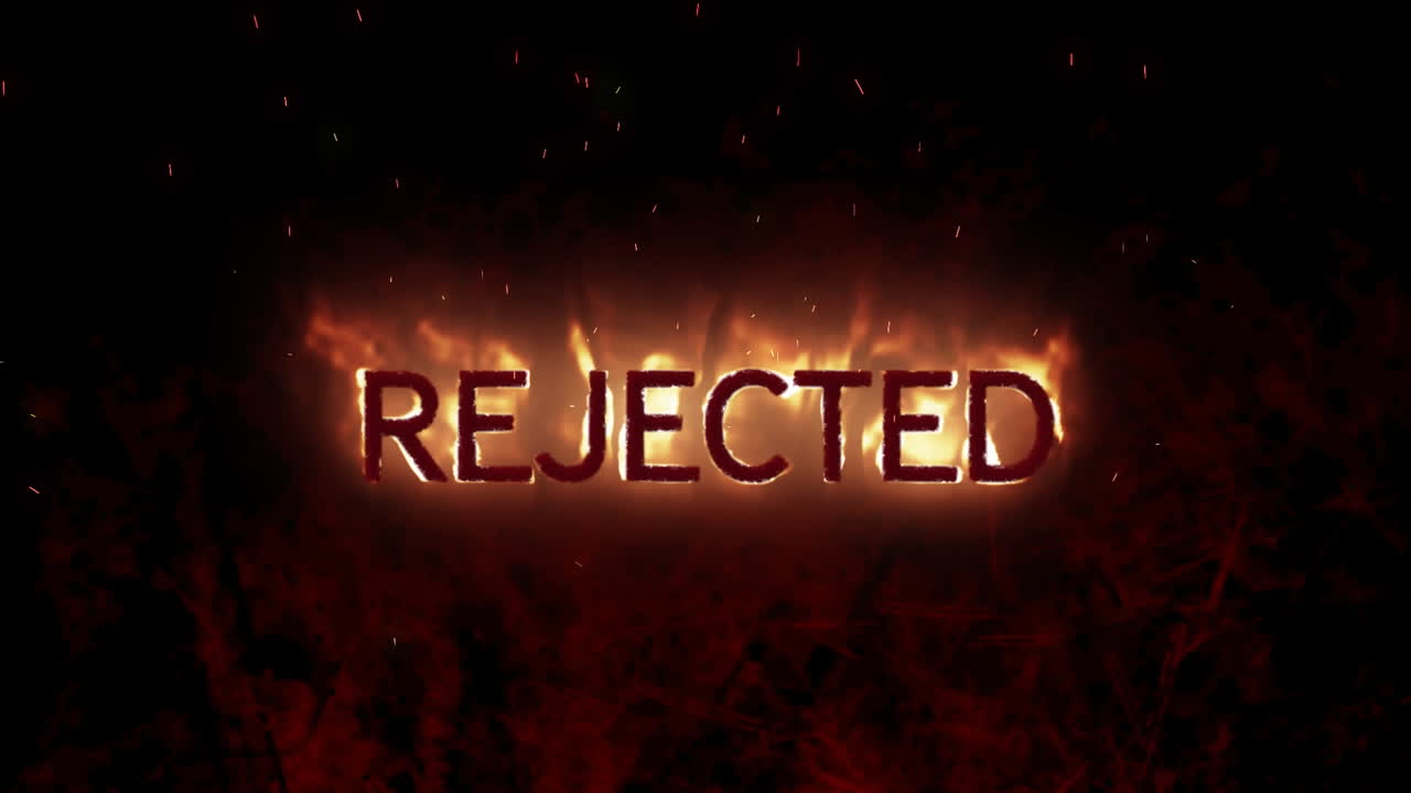 갈색 배경 위에서 불타는 불꽃에서 거부 된 텍스트의 애니메이션