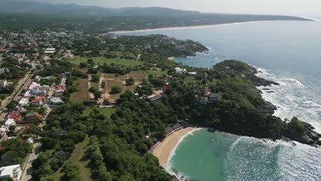 Drone-Aéreo-Puerto-Escondido-México-Oaxaca-Costa-Imágenes-Aéreas-De-Un-Pintoresco-Lugar-De-Surf-En-La-Playa-En-México