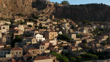 Monemvasia-Town-On-Medieval-Greek-Island-On-Coast-Of-Peloponnese-In-Laconia,-Greece