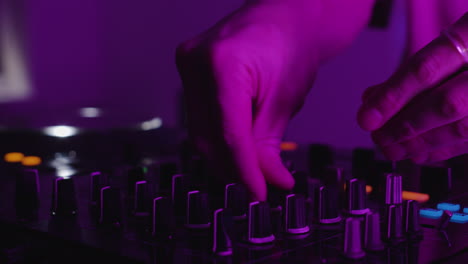 DJ-at-the-disco