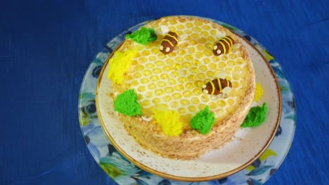 honeycomb cake with bees