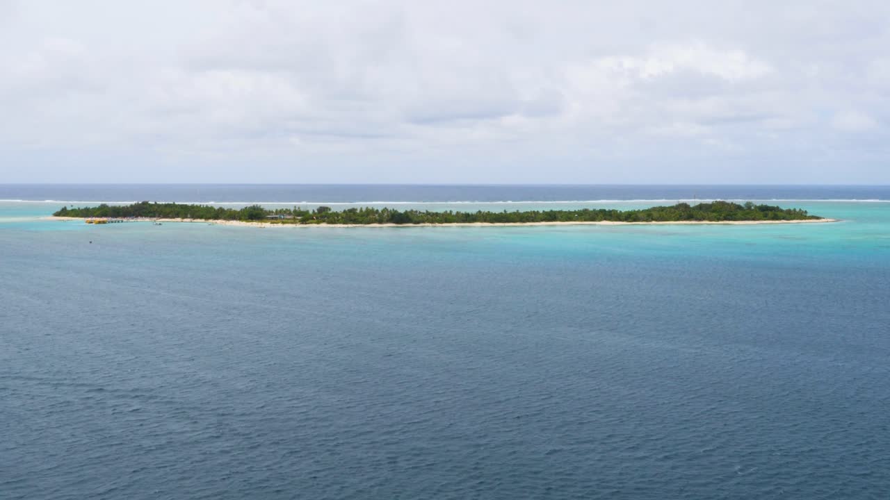 isla inyeug, provincia de tafea de vanuatu, también conocida por el nombre de isla misteriosa