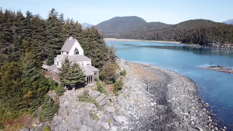 amazing house on the shore in alaska