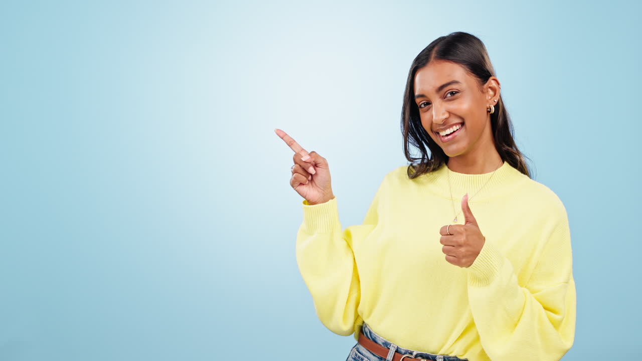 señalando, pulgares hacia arriba o cara de mujer feliz por