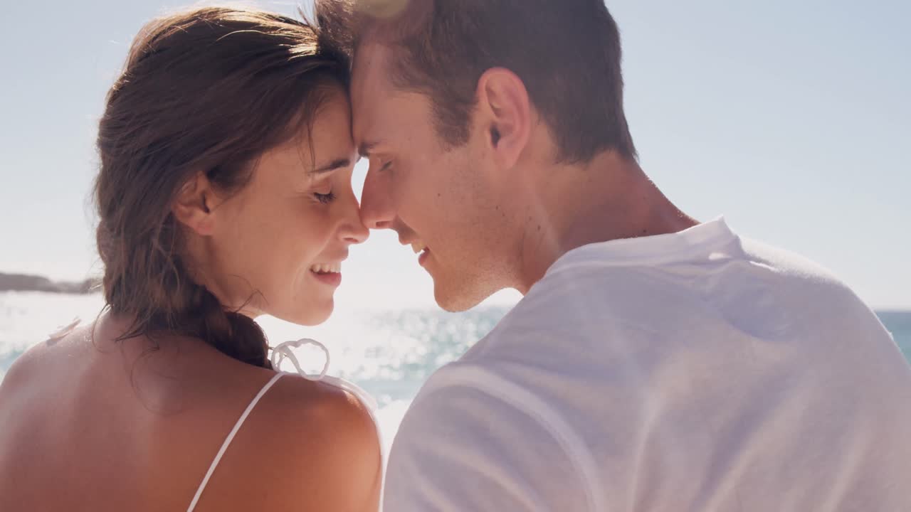 부부 가 함께 애정 을 나타내는 것