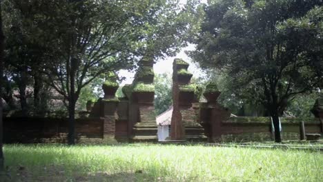 Red-brick-architecture-of-ancient-old-royal-palace-of-Keraton-Kasepuhan