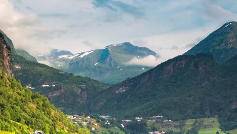 Zeitraffer-Geiranger-Fjord-Norwegen