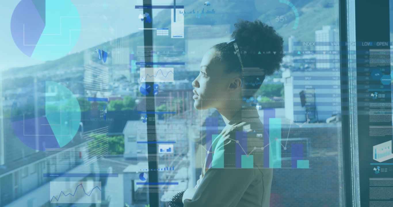 Animazione di grafici e dati finanziari su donna afroamericana in ufficio