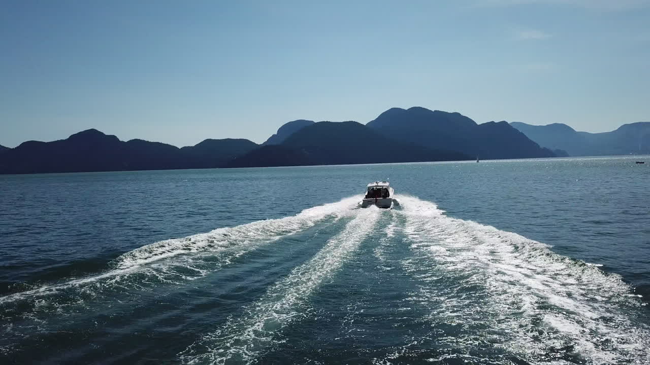 There's nothing a boat trip can't fix