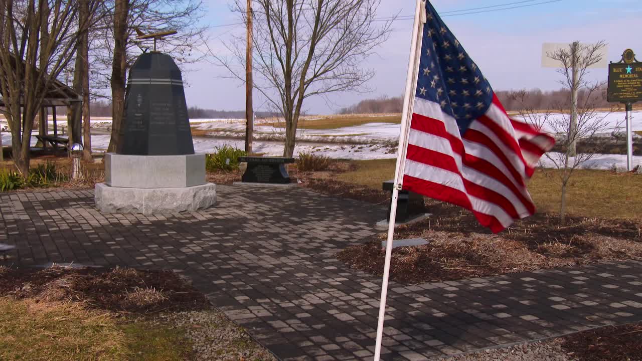 las víctimas del vuelo 93 de united son honradas en una iglesia conmemorativa en las afueras de shanksville pa 4
