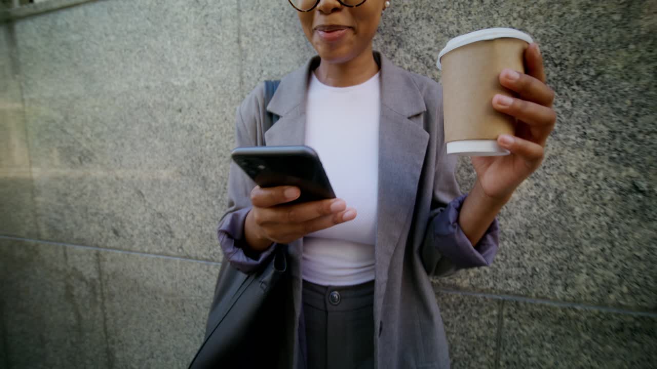 여행 중인 사업가