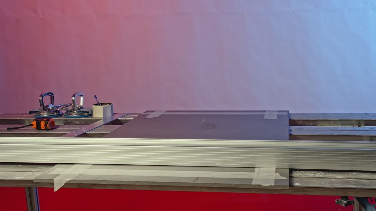 corte de azulejos con una molienda