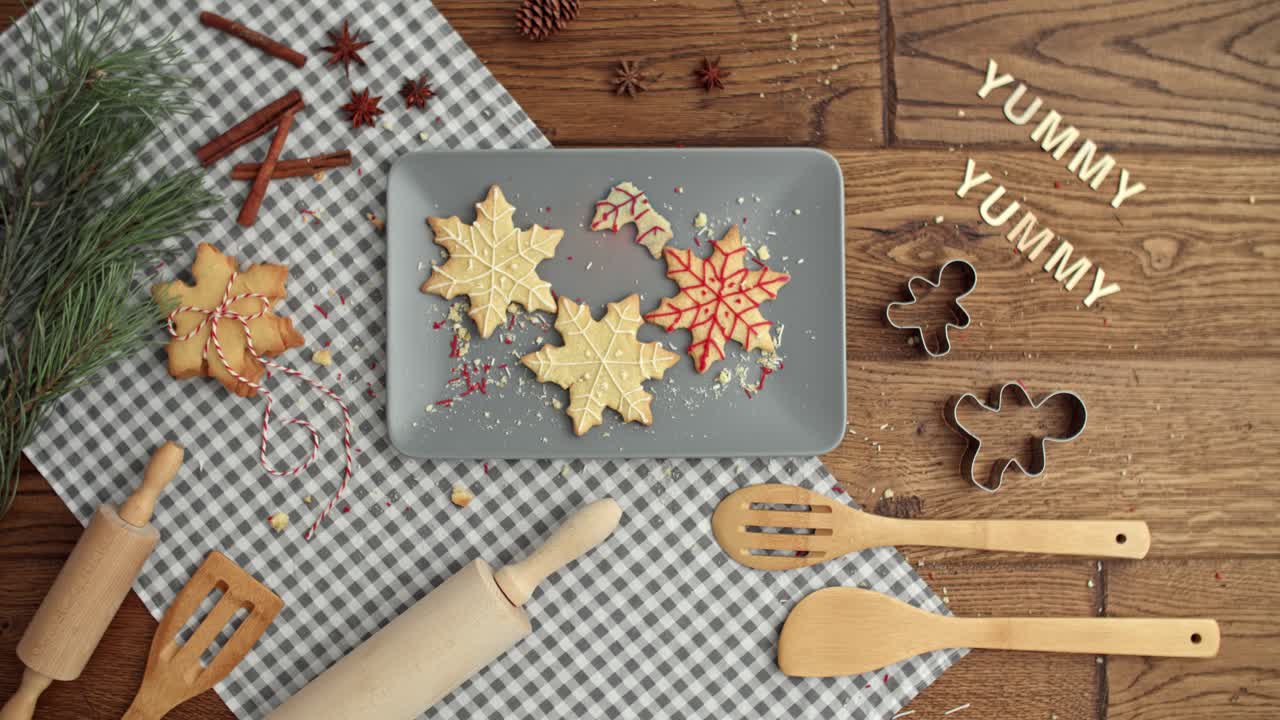 stop motion muestra videos de las galletas de pan de jengibre de navidad