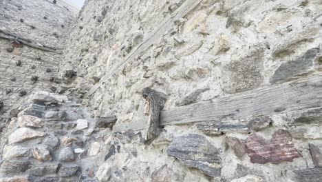 altes mauerwerk im altit fort, hunza, pakistan