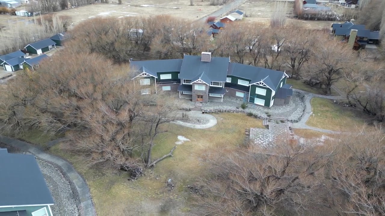 Patagonia House At El Calafate In Santa Cruz Argentina. Forest Trees Mountains. Country House Scenery. Santa Cruz Argentina. Winter Travel. Patagonia House At El Calafate In Santa Cruz Argentina.