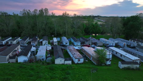 vista aérea del parque de casas rodantes en américa