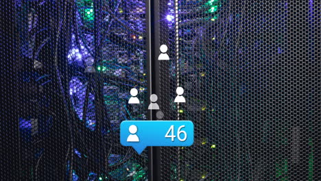 animación del icono del perfil con el número aumentando sobre el rack del servidor de datos