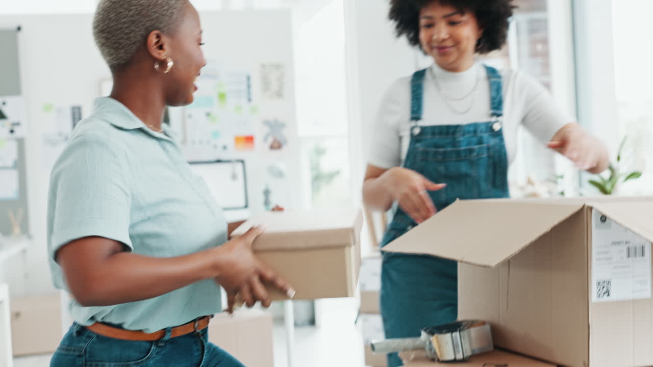 Team of business women with delivery