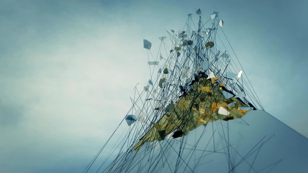 분해되는 피라미드는 금의 내부를 드러니다.