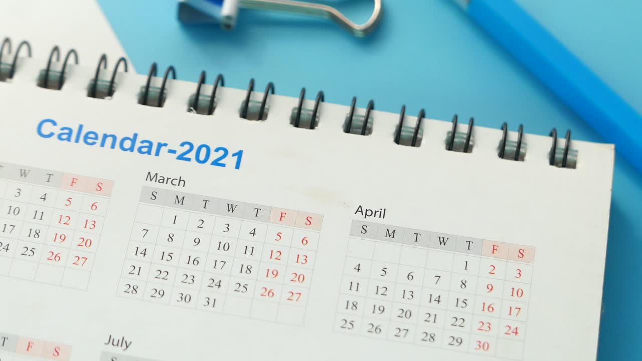 calendario de escritorio 2021 - marzo y abril