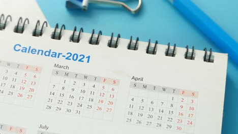 2021 desk calendar - march and april