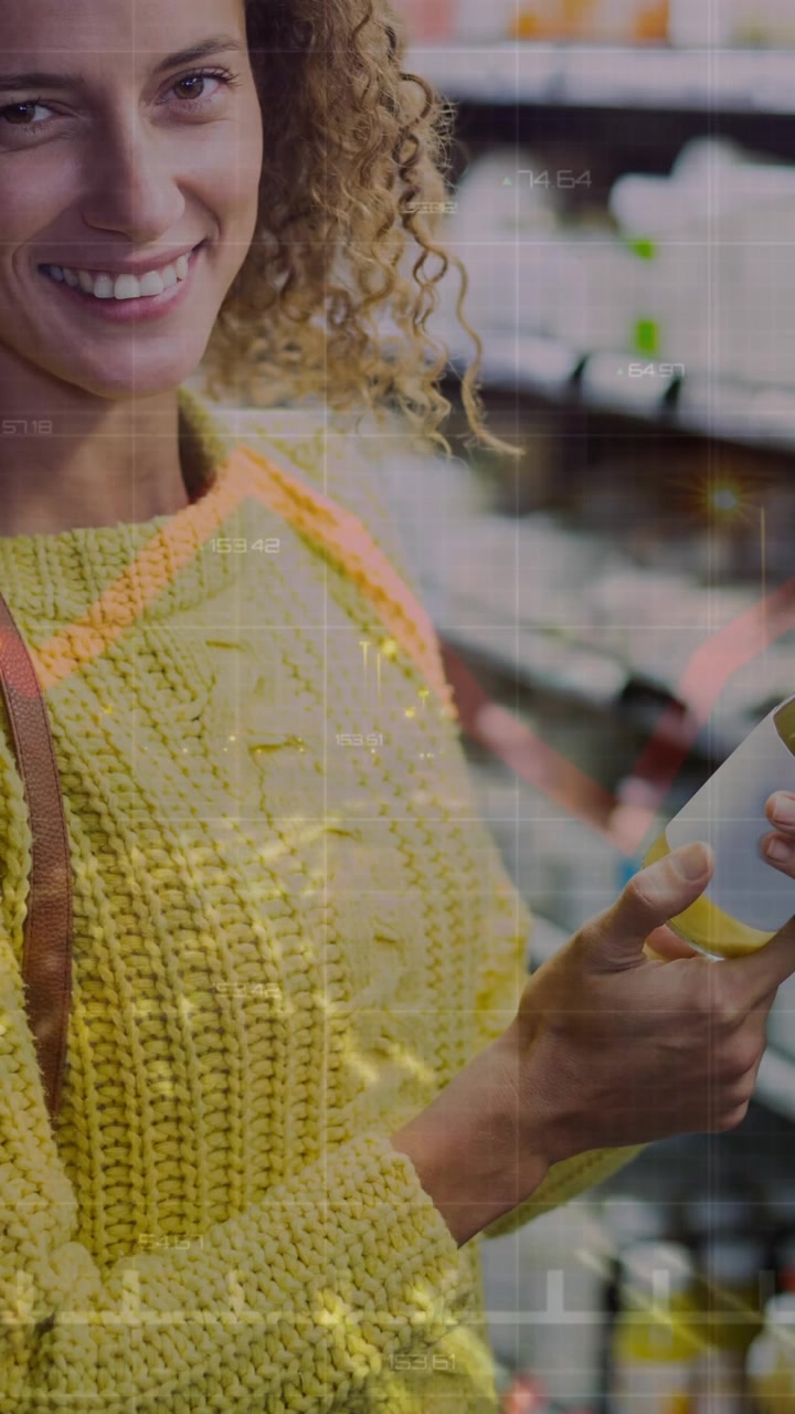Animazione di elaborazione di dati finanziari su donne caucasiche che fanno shopping
