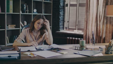 thoughtful business woman trying find solution of business problem