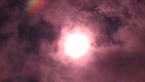 sol cubierto por nubes