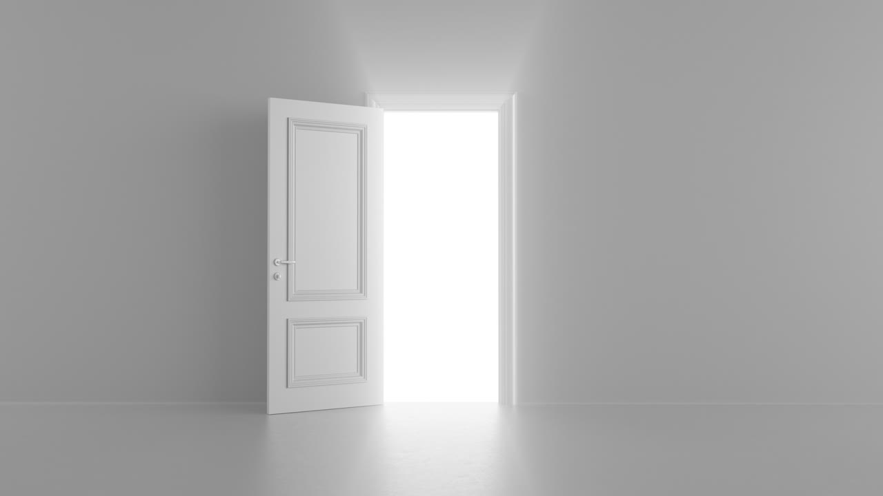 Bagliore di una porta aperta in una stanza luminosa