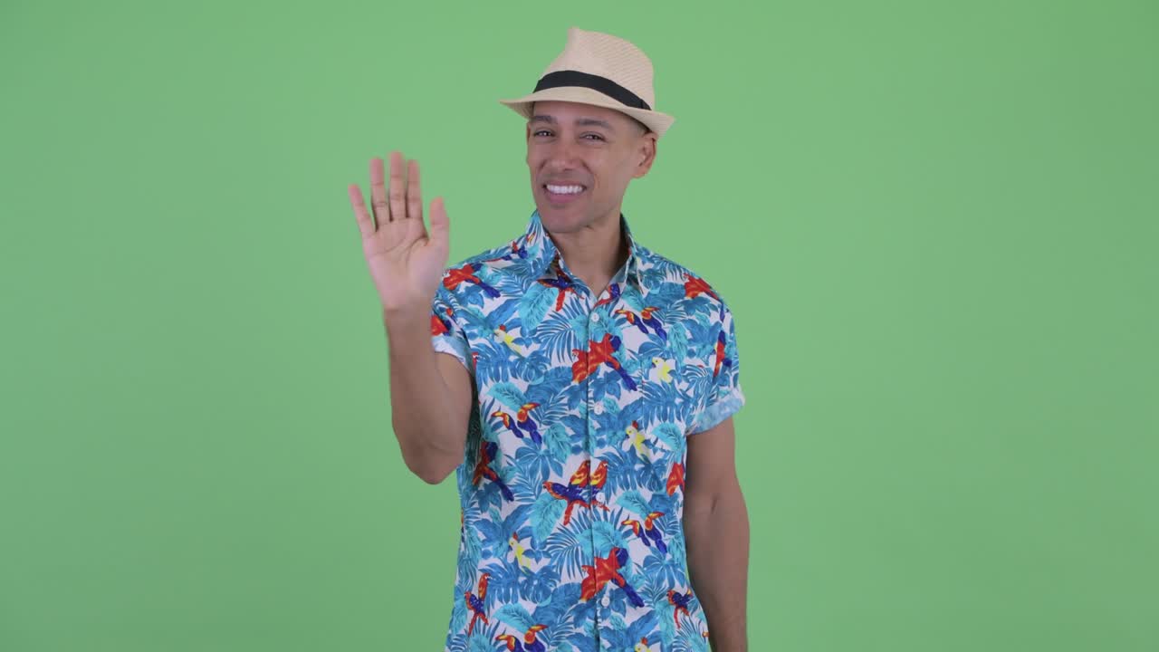 atractivo turista multiétnico listo para las vacaciones