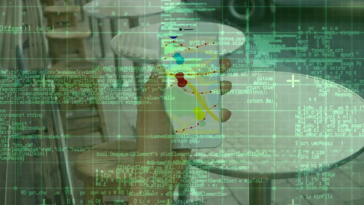 animación del procesamiento de datos sobre una mujer de negocios que usa un teléfono inteligente