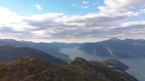 Droneshot-of-a-norwegian-fjord-in-4K