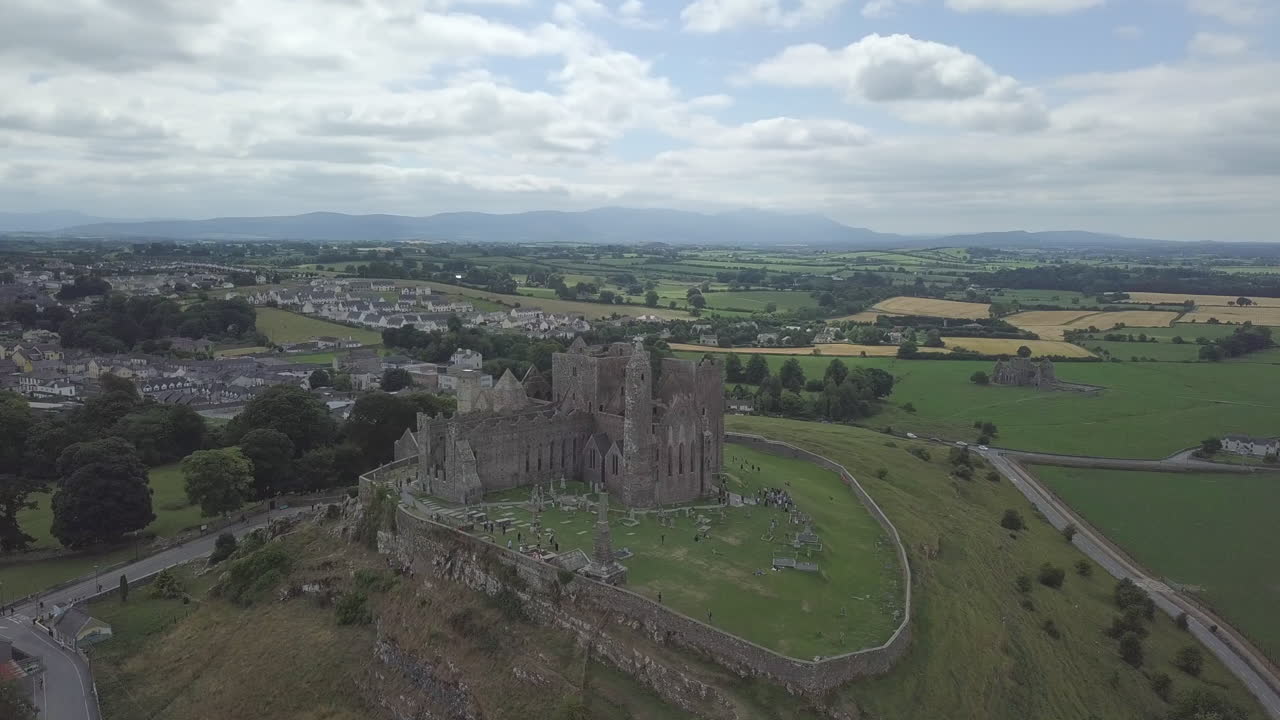 아일랜드의 캐셜 바위의 조감도