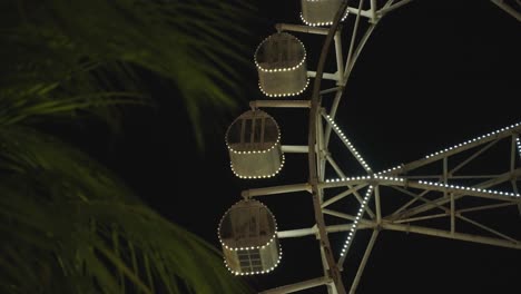 Riesenrad-Im-Vergnügungspark-Mall-Of-Asia