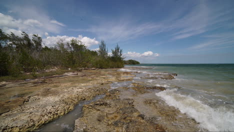 Establishing-shot-of-the-Bay-Of-Pigs-in-Cuba-1