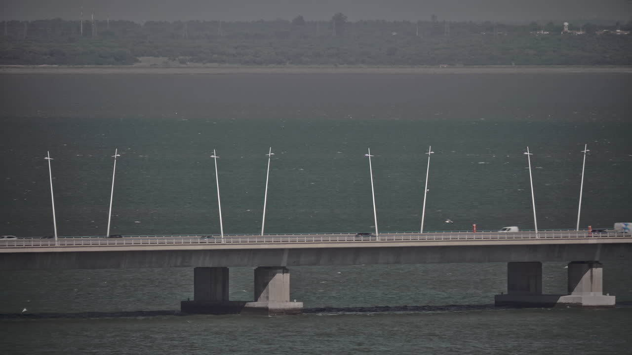 포르투갈 리스본에 있는 바스코 다 가마 다리