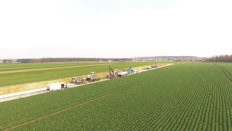 Construcción-De-Pavimentos-De-Hormigón-Con-Modernas-Plantas-De-Construcción-De-Carreteras