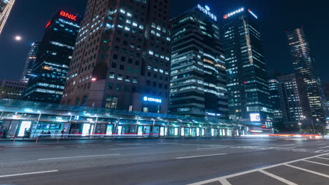 el centro de transferencia de yeouido se detuvo.