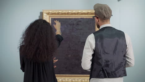 couple visiting an art gallery